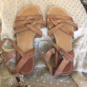 American Eagle sandals